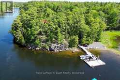 700 ISLAND 980 / DEER ISLAND | Honey Harbour Ontario | Slide Image Three