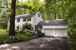 74 WOODLAND DRIVE | Bracebridge Ontario | Slide Image Fifty