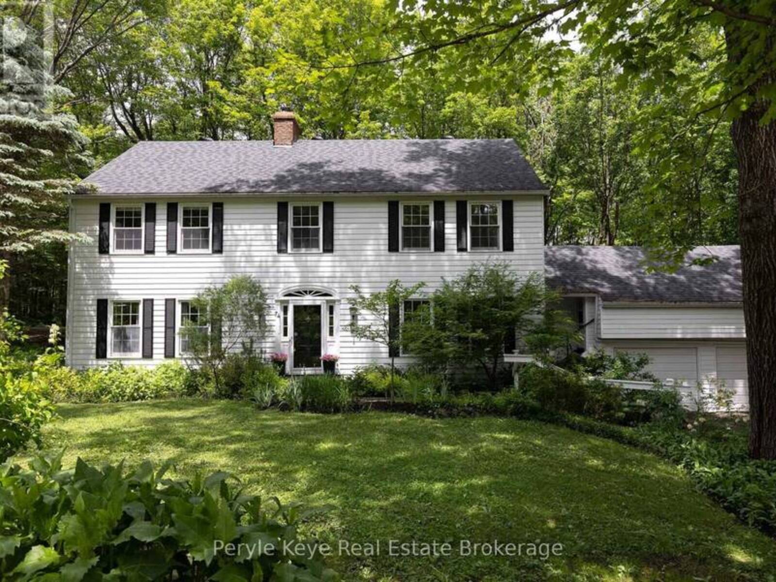 74 WOODLAND DRIVE, Bracebridge, Ontario P1L 1M2