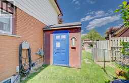 23 GALT ROAD | Stratford Ontario | Slide Image Thirty-three
