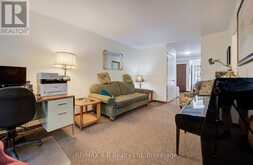 23 GALT ROAD | Stratford Ontario | Slide Image Nine
