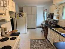 37 SPRUCE DRIVE S | Huntsville Ontario | Slide Image Thirteen