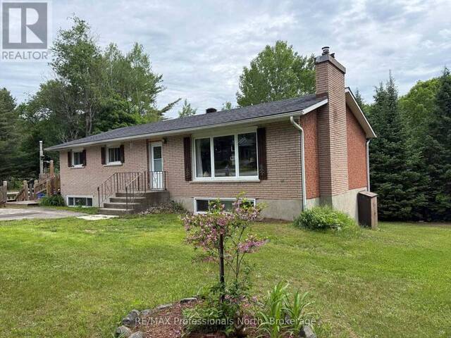 37 SPRUCE DRIVE S Huntsville Ontario, P0B 1L0 - 4 Bedrooms Home For Sale