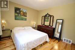 170 CAPE HURD ROAD | Tobermory Ontario | Slide Image Thirty-three