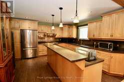 170 CAPE HURD ROAD | Tobermory Ontario | Slide Image Fifteen
