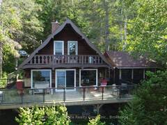 1038 BROKEN PADDLE ROAD Haliburton Ontario, K0M 1S0
