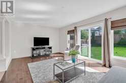 41 SAMUEL DRIVE | Guelph Ontario | Slide Image Twelve