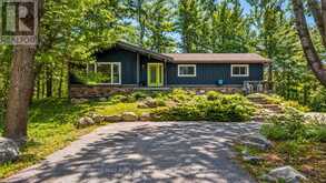 11 BRENDA AVENUE | Parry Sound Ontario | Slide Image One