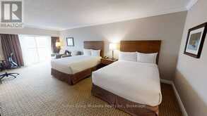 402 - 402 BAYSHORE - DEERHURST DRIVE | Huntsville Ontario | Slide Image Four