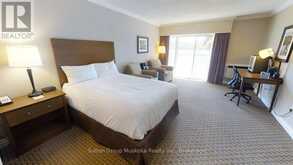 421 - 421 BAYSHORE - DEERHURST DRIVE | Huntsville Ontario | Slide Image Three