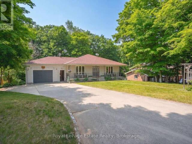 632 BANNISTER DRIVE Sauble Beach Ontario, N0H 2G0 - 5 Bedrooms Home For Sale