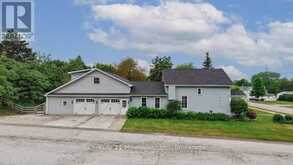 1145 QUEEN STREET | Kincardine Ontario | Slide Image Four