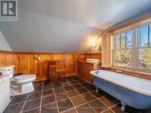 945 RIVERSIDE DRIVE | Parry Sound Ontario | Slide Image Nineteen
