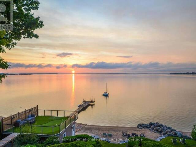 29 MCARTHUR DRIVE Penetanguishene Ontario, L9M 1X3 - 4 Bedrooms Waterfront Home For sale