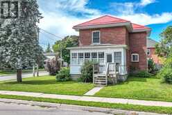 33 SUSSEX STREET S | Lindsay Ontario | Slide Image One