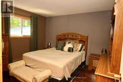 42 WARNER BAY ROAD | Tobermory Ontario | Slide Image Thirty-two