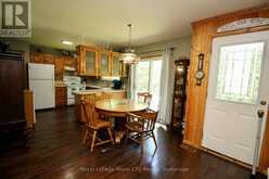 42 WARNER BAY ROAD | Tobermory Ontario | Slide Image Fifteen
