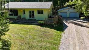 42 WARNER BAY ROAD | Tobermory Ontario | Slide Image Five