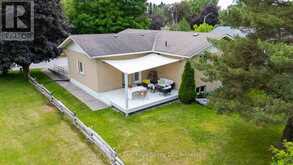 579 PEIRSON AVENUE | Port Elgin Ontario | Slide Image Four