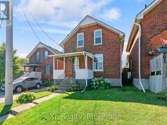 63 GUELPH STREET Stratford Ontario, N5A 3W7