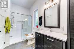 95 SPRUCE STREET | Tiny Ontario | Slide Image Thirty-two