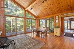 10000 SOYERS - BROWN ISLAND | Minden Hills Ontario | Slide Image Nine