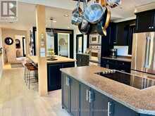 5600 KAHSHE LAKE | Gravenhurst Ontario | Slide Image Sixteen