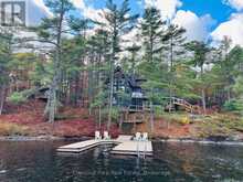 5600 KAHSHE LAKE | Gravenhurst Ontario | Slide Image Seven