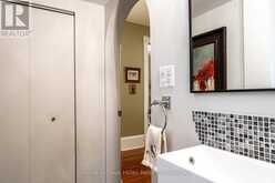 121 MILTON STREET | Stratford Ontario | Slide Image Sixteen