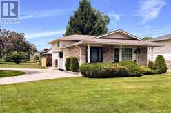58 UNION STREET | Meaford Ontario | Slide Image Two