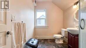 43 TRAFALGAR STREET | Goderich Ontario | Slide Image Seventeen