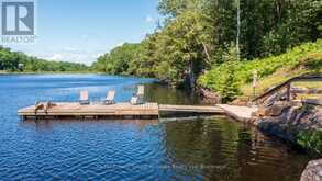40 BEAVER TRAIL | McDougall Ontario | Slide Image Four
