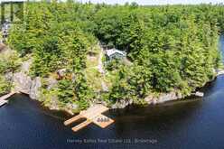 1443 SILVER LAKE ROAD | Gravenhurst Ontario | Slide Image Four