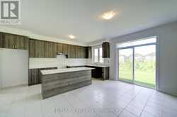18 AMBER DRIVE | Wasaga Beach Ontario | Slide Image Ten