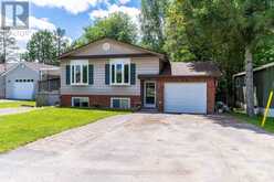 8 GOULDIE STREET | Huntsville Ontario | Slide Image Two