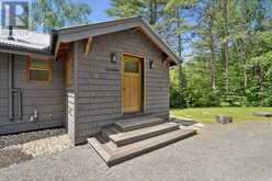 1016 SWIFT LANE | Lake of Bays Ontario | Slide Image Seven