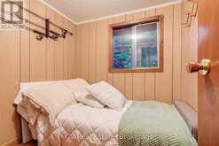 1027 NORTH PINE DRIVE | Lake of Bays Ontario | Slide Image Nineteen