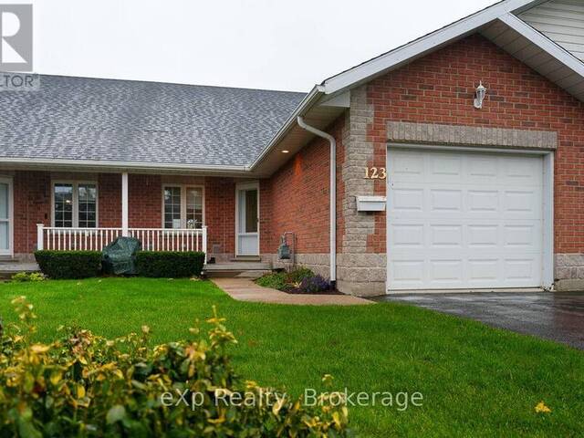 3 - 123 CHURCH STREET N Mount Forest Ontario, N0G 2L2 - 3 Bedrooms Condo For Sale