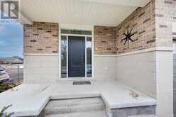 4 BRAUN AVENUE | Tillsonburg Ontario | Slide Image Four