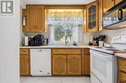 50 - 120 COUNTRY CLUB DRIVE | Guelph Ontario | Slide Image Fifteen