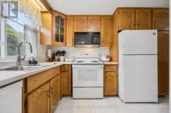 50 - 120 COUNTRY CLUB DRIVE | Guelph Ontario | Slide Image Seventeen