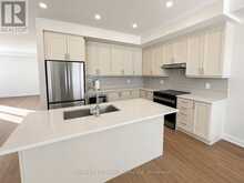 81 LIGHTFOOT DRIVE | Orillia Ontario | Slide Image Six