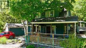 11 SHORELINE DRIVE | Miller Lake Ontario | Slide Image Five