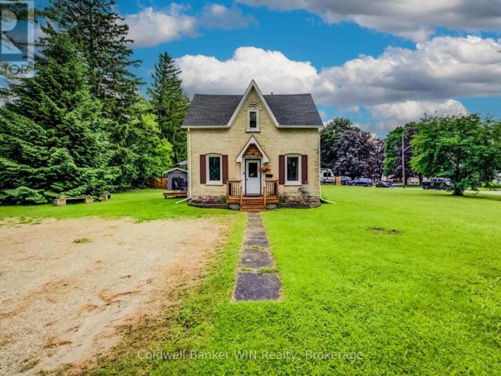 455 DURHAM STREET W, Mount Forest, Ontario N0G 2L1
