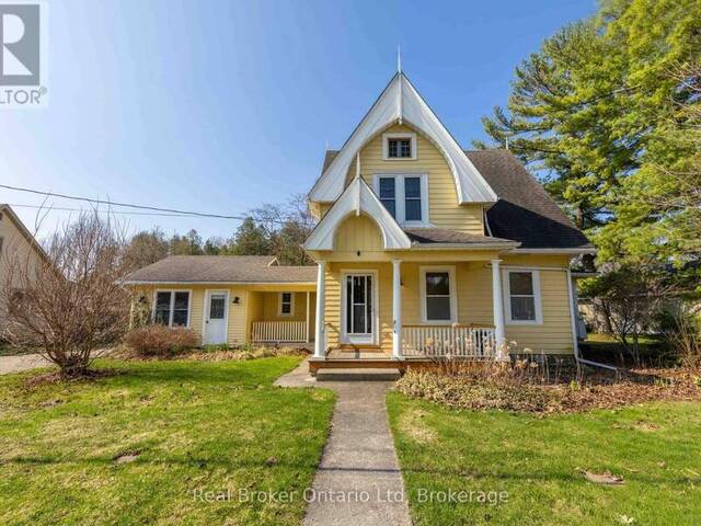 303022 GREY 15 ROAD Meaford Ontario, N0H 1B0 - 4 Bedrooms Home For Sale