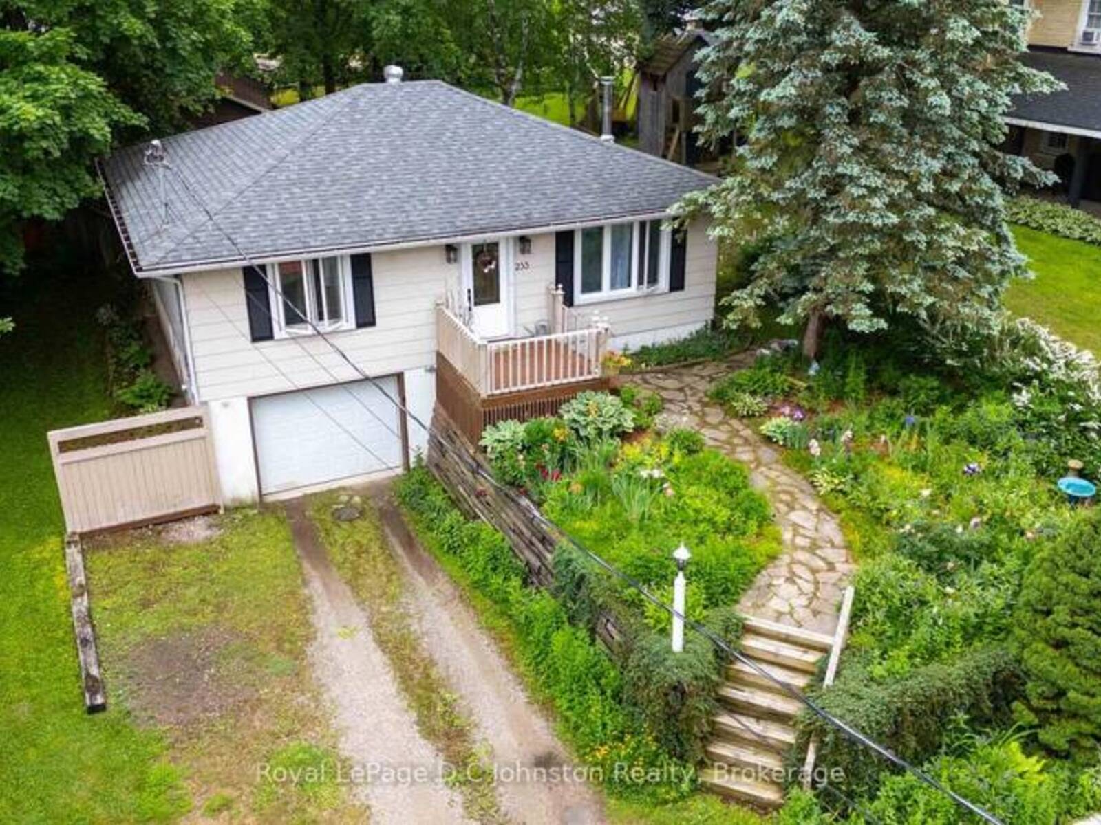 255 ROWE STREET, Paisley, Ontario N0G 2N0