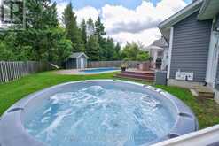 208 COVERED BRIDGE TRAIL | Bracebridge Ontario | Slide Image Eight