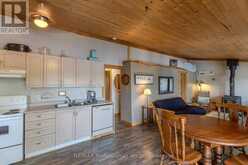 1016 TWILIGHT CLOSE | Lake of Bays Ontario | Slide Image Nineteen
