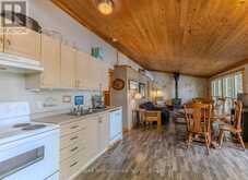1016 TWILIGHT CLOSE | Lake of Bays Ontario | Slide Image Twenty-one