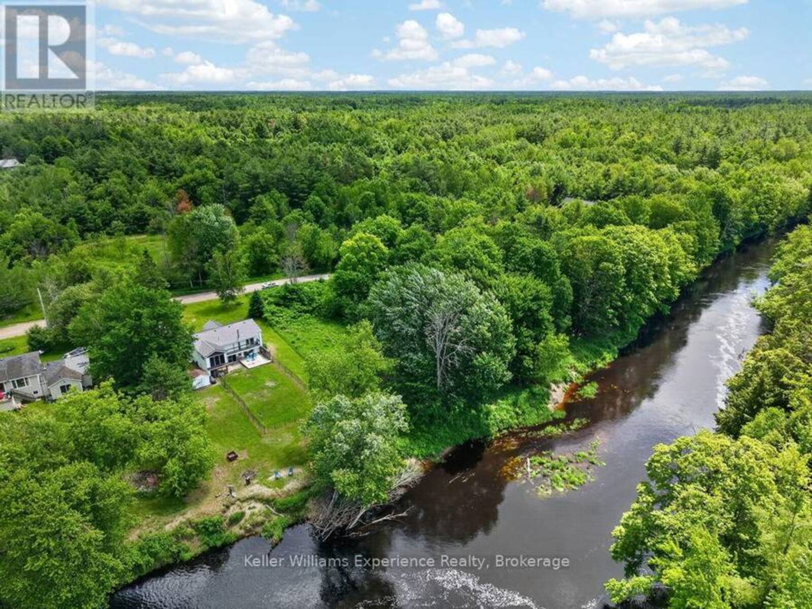 7510 MARTINELLI ROAD, Washago, Ontario L0K 2B0